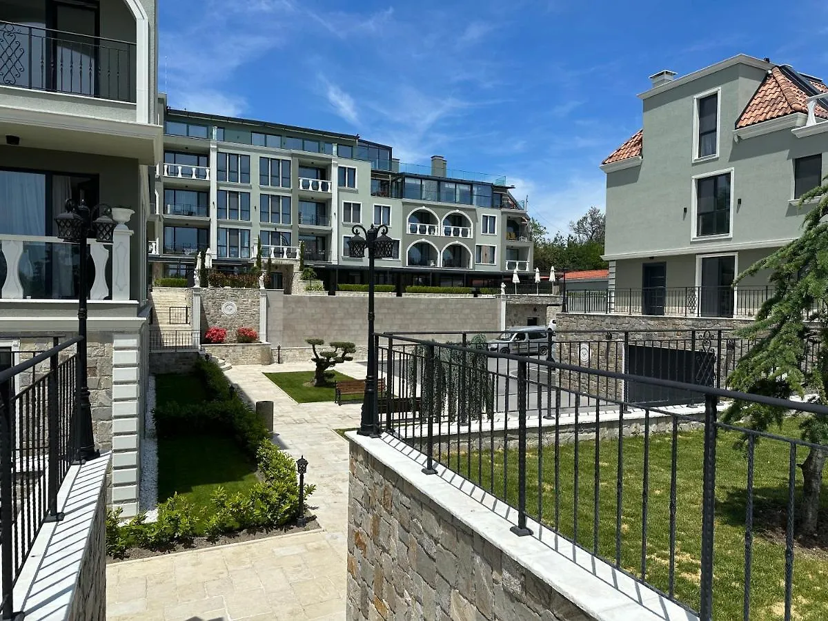 Mediterranea Complex - Luxury Apartment With Sea & Pool View! Varna 0*,